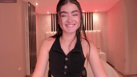 Lucy online show from November 12, 8:52 pm