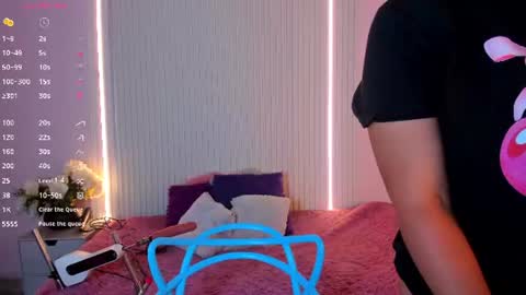Snapshot of lucywild8 chatting on July 18, 9:51 pm Lucy Wold online show from July 18, 9:51 pm