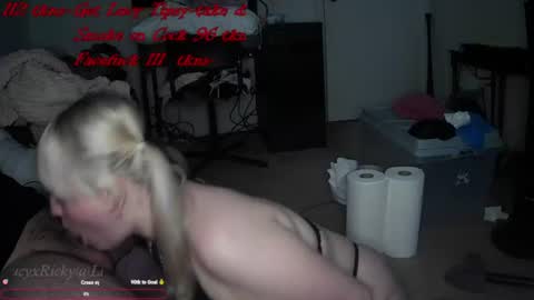 Snapshot of lucyxricky chatting on July 11, 7:16 pm LucyXRicky Aka RuhbieRay online show from July 11, 7:16 pm