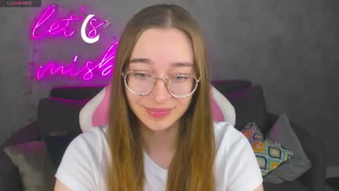 Lucy online show from June 16, 1:08 am