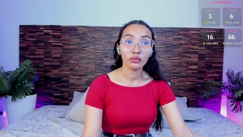Lucy Liiu online show from May 4, 8:16 pm