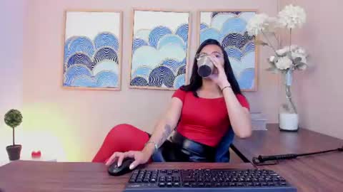 Lucy Liiu online show from July 17, 8:24 pm