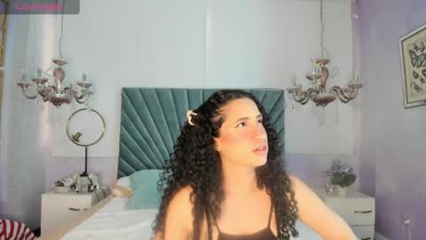 Snapshot of ludovicca_mark chatting on April 13, 8:36 pm Ludovicca Mark online show from April 13, 8:36 pm