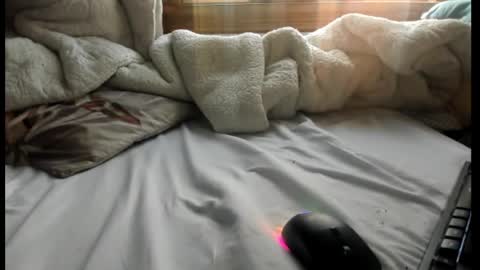 Snapshot of luffykun300 chatting on October 26, 6:47 pm luffykun300 online show from October 26, 6:47 pm