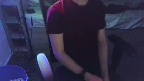 Snapshot of luicferdaroyale chatting on December 17, 2:01 am LuciferdaRoyale online show from December 17, 2:01 am