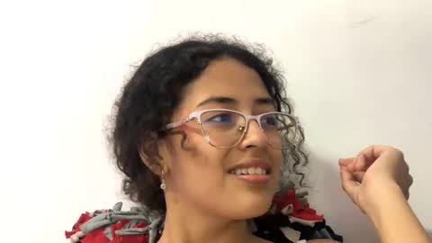 luifernandacc online show from December 13, 7:53 pm