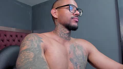 Luigi Vitale online show from January 15, 2:17 am