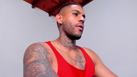 Luigi Vitale online show from September 11, 2:00 am