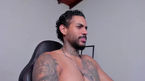 Luigi Vitale online show from March 10, 1:10 am