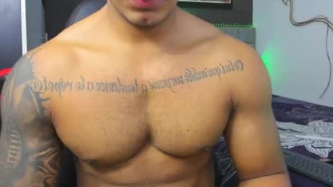 Snapshot of luigi_hot_ chatting on May 12, 4:20 am Luigi Independent model online show from May 12, 4:20 am