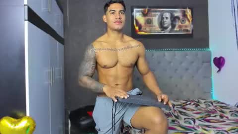 Snapshot of luigi_hot_ chatting on July 27, 3:08 pm Luigi Independent model online show from July 27, 3:08 pm