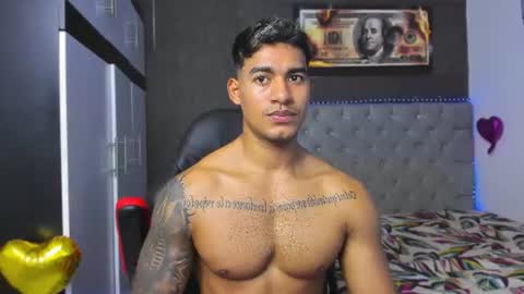 Snapshot of luigi_hot_ chatting on July 28, 6:42 pm Luigi Independent model online show from July 28, 6:42 pm