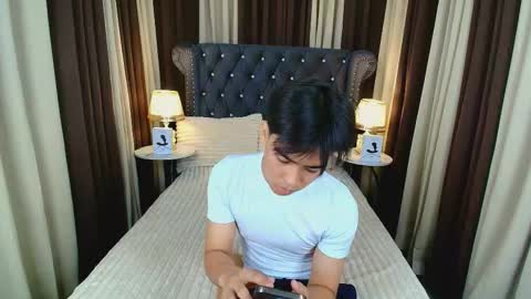 luigi_moreno online show from December 21, 10:55 am