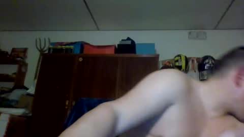 A slave to the mistress.. un esclavo para las amas dominantes. online show from February 17, 10:58 pm