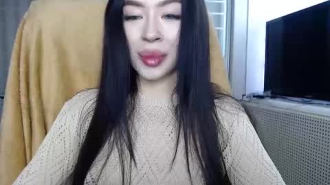 luisa lovedom online show from February 21, 8:15 am