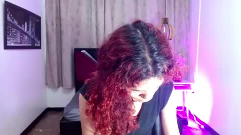 Snapshot of luisa_torres__ chatting on June 25, 3:17 am luisa_torres__ online show from June 25, 3:17 am
