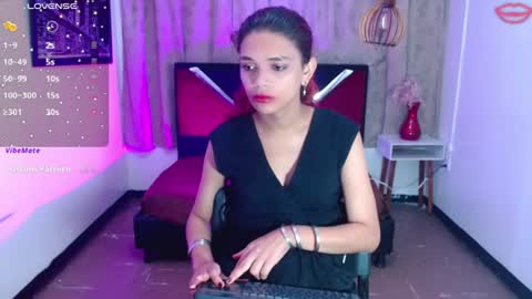 Snapshot of luisa_torres__ chatting on July 5, 4:19 am luisa_torres__ online show from July 5, 4:19 am
