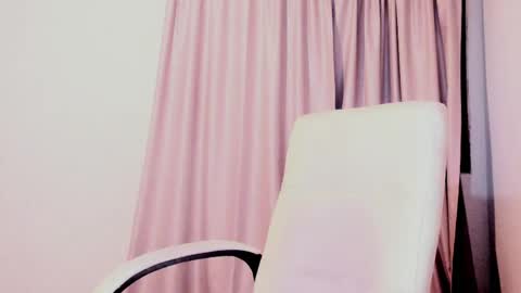 Snapshot of luisaa_diaz_ chatting on May 25, 11:11 pm Luisa Diaz online show from May 25, 11:11 pm