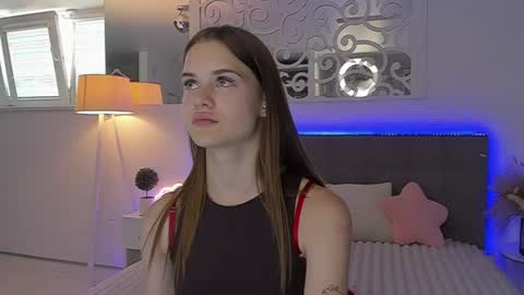Snapshot of luisaclover chatting on July 29, 12:25 pm LuisaClover online show from July 29, 12:25 pm