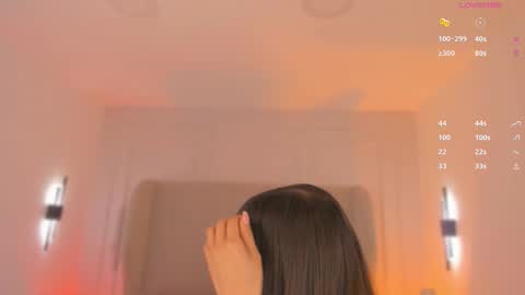 L U I S A online show from November 27, 8:00 pm