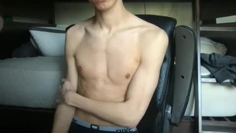 Snapshot of luisapolonio chatting on January 10, 8:37 pm Luis online show from January 10, 8:37 pm