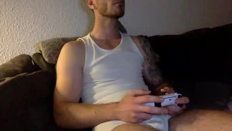 Snapshot of luisbadx chatting on November 30, 4:16 am Luis Badx online show from November 30, 4:16 am