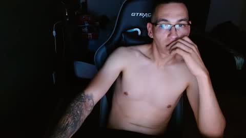 Snapshot of luisccb chatting on December 7, 5:48 am luisccb online show from December 7, 5:48 am