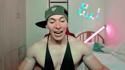 Snapshot of luisfernikesportboy chatting on December 1, 9:04 pm Luis Fer PVT IS OPEN online show from December 1, 9:04 pm