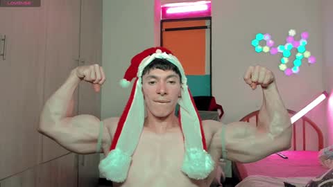 Snapshot of luisfernikesportboy chatting on December 18, 11:30 pm Luis Fer PVT IS OPEN online show from December 18, 11:30 pm