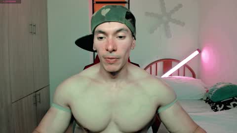 Snapshot of luisfernikesportboy chatting on January 13, 9:52 pm Luis Fer PVT IS OPEN online show from January 13, 9:52 pm