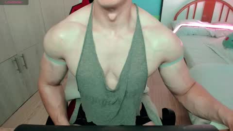 Snapshot of luisfernikesportboy chatting on March 3, 7:39 pm Luis Fer PVT IS OPEN online show from March 3, 7:39 pm