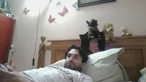 luismiastarot online show from February 12, 3:01 am