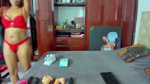 Snapshot of luissa_s1 chatting on January 4, 2:25 pm Luissa online show from January 4, 2:25 pm