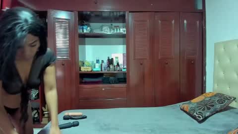 Snapshot of luissa_s1 chatting on January 16, 12:20 pm Luissa online show from January 16, 12:20 pm