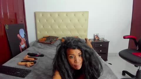 Snapshot of luissa_s1 chatting on February 1, 1:34 am Luissa online show from February 1, 1:34 am