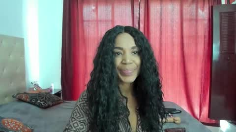 Snapshot of luissa_s1 chatting on December 1, 1:16 pm Luissa online show from December 1, 1:16 pm