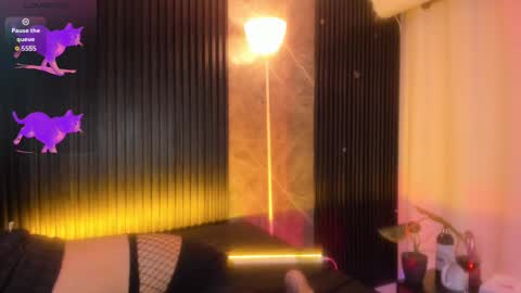 luixdust1 online show from November 9, 11:03 pm