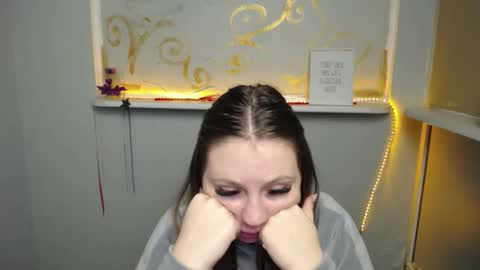 Snapshot of luizaheems_ chatting on December 28, 10:58 am Luiza online show from December 28, 10:58 am