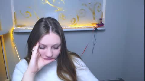 Snapshot of luizaheems_ chatting on February 20, 8:06 am Luiza online show from February 20, 8:06 am