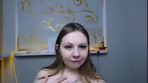 Snapshot of luizaheems_ chatting on February 28, 7:37 am Luiza online show from February 28, 7:37 am