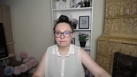 Snapshot of luizaheems_ chatting on June 28, 5:57 am Luiza online show from June 28, 5:57 am