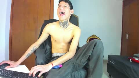 lujuriau_u online show from October 15, 4:56 am