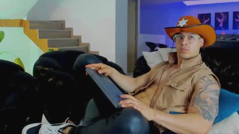 Lukas Green online show from June 25, 6:01 pm