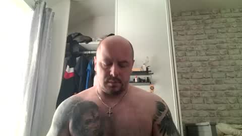 Snapshot of lukasz1808 chatting on July 16, 4:35 pm lukasz1808 online show from July 16, 4:35 pm