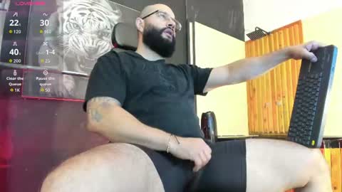 Snapshot of luke__09 chatting on June 13, 11:30 am LUKE online show from June 13, 11:30 am