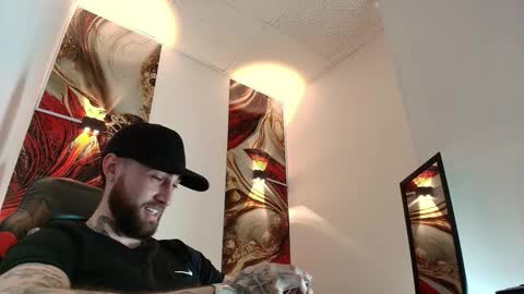 LUKE online show from February 23, 1:08 pm