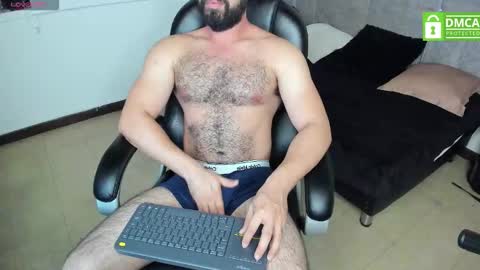 Snapshot of luke_diaz7 chatting on October 27, 3:10 am luke diaz7 online show from October 27, 3:10 am