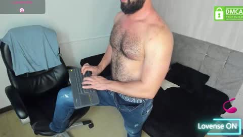 Snapshot of luke_diaz7 chatting on November 7, 1:38 am luke diaz7 online show from November 7, 1:38 am