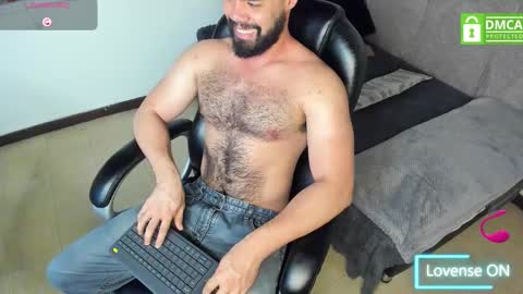 Snapshot of luke_diaz7 chatting on November 23, 4:01 am luke diaz7 online show from November 23, 4:01 am