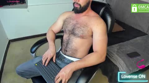 Snapshot of luke_diaz7 chatting on November 24, 3:06 am luke diaz7 online show from November 24, 3:06 am